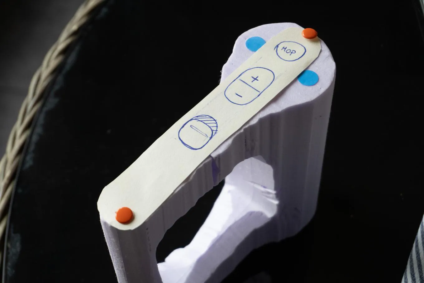 UI prototype on a handle mock-up, variant 1